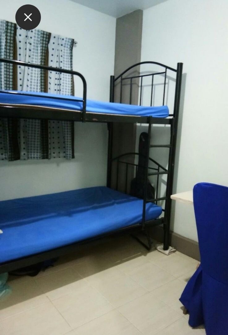 Bed space for rent (Category: Room Rentals) located in Quezon City. Submitted by miz_sixt (Listing ID 1385060755, Image 2). Description: accessible for commuters, 1 ride to Techno hub, Centris,Sm, ever Gotesco, near Puregold Luzon ave. Guarded Village, nice neighborhood. included water and elect. contact# 09223263395 09151227106.