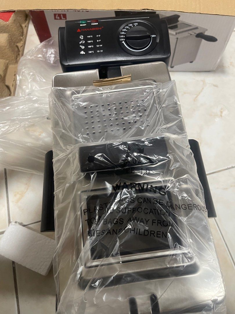 BNEW HANABISHI DEEP FRYER 4L (Category: Fryers) located in Manila. Submitted by mexydoria (Listing ID 1385060411, Image 3). Description: FOR SALE‼️ Brand new Hanabishi Deep fryer 4L 2,300 nalang po, (2,700 bili ko) Loc: bagong barrio caloocan.
