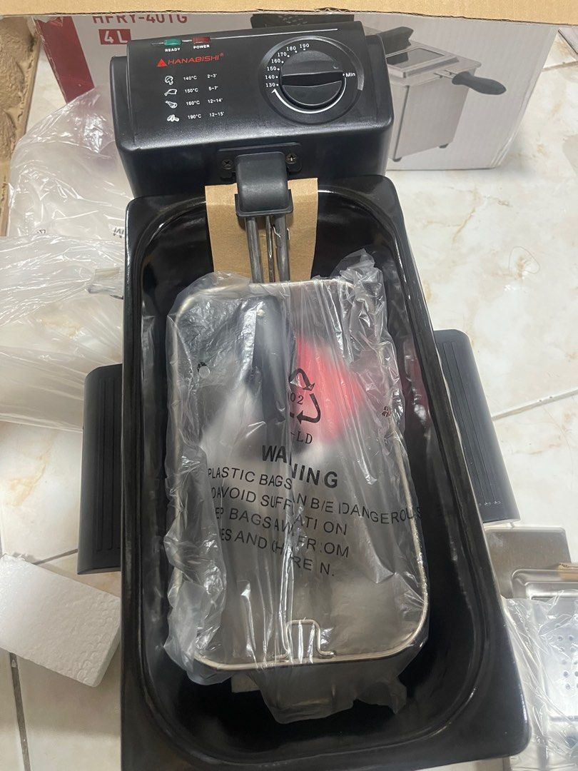 BNEW HANABISHI DEEP FRYER 4L (Category: Fryers) located in Manila. Submitted by mexydoria (Listing ID 1385060411, Image 2). Description: FOR SALE‼️ Brand new Hanabishi Deep fryer 4L 2,300 nalang po, (2,700 bili ko) Loc: bagong barrio caloocan.