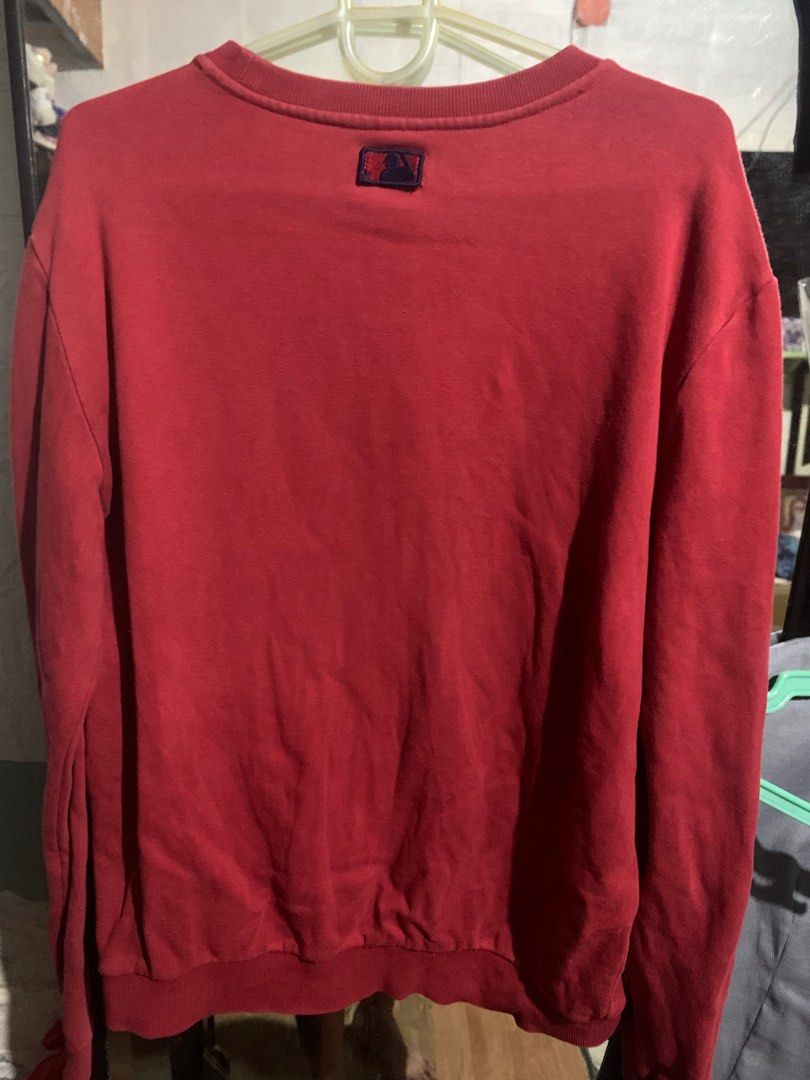 Boston Red Sox Crewneck (Category: Coats, Jackets and Outerwear) located in Makati City. Submitted by for-keep (Listing ID 1385185286, Image 2). Description: .