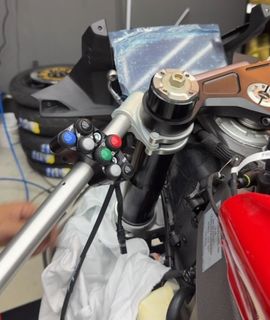 (Category: ) located in . Submitted by orizonmotorworks (Listing ID 1385104957, Image 1). Description: .