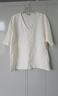 Calvin Klein (CK) woven top size XL, length 71cm, Bust 60cm, Shoulder 47cm64211781811201110