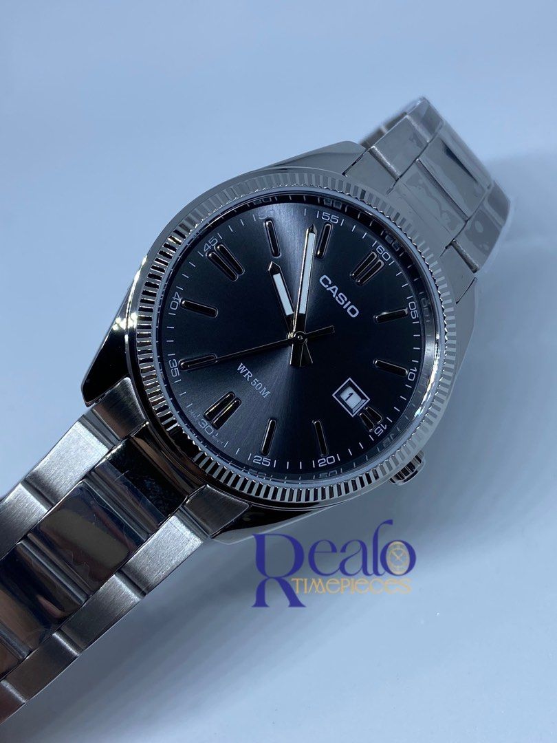 Casio MTP-1302D-1A1 (Category: Men's Watches) located in Manila. Submitted by cmlleee (Listing ID 1385201544, Image 3). Description: ON HAND Casio MTP-1302D-1A1 Case size (L× W× H) : 44.2 × 38.5 × 9.2 mm Approx. battery life: 3 years on SR626SW 50-meter water resistance Brand new and Complete ✅PRICE ₱ 2,200 FB / IG Page : Realo Timepieces.