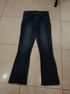 (Kategori: ) berada di . Dikirim oleh preloved.nda12 (ID iklan 1385220345, Gambar 1). Deskripsi: .