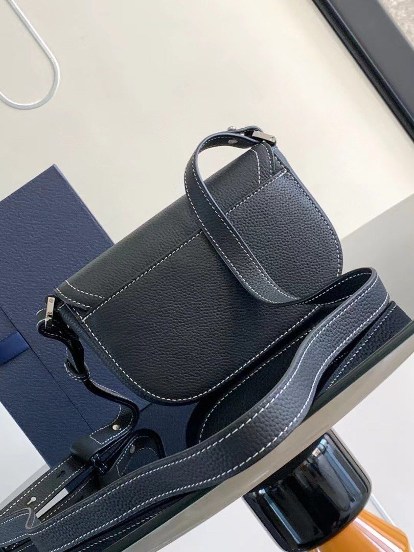 Dior Mini Saddle Messenger Bag with Flap (Category: Luxury Bags & Wallets) located in Pasig City. Submitted by wmsbags_2 (Listing ID 1385185618, Image 3). Description: VIP HANDMADE ✅Perfect workmanship ✅Fully hand stitched ✅Fine stamp & Code ✅100% Hardware materials structured ✅Real Leather ✅We do deliver (any) ✅ or meet up ( metro manila area) ✅We shipp all nationwide ✅Complete Inclusion MODE OF PAYMENT 📌CREDIT CARD & Cash accepted 📌Gcash or B