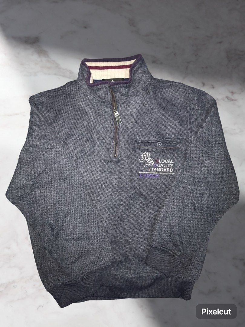 DUNLOP STREETWEAR (Category: Coats, Jackets and Outerwear) located in Manila. Submitted by z_ware (Listing ID 1385219072, Image 2). Description: -used but not abuse -not thrifted this is from japan -can do aspack for 500 both+sf only -can ship agad -medium up to large fittings.