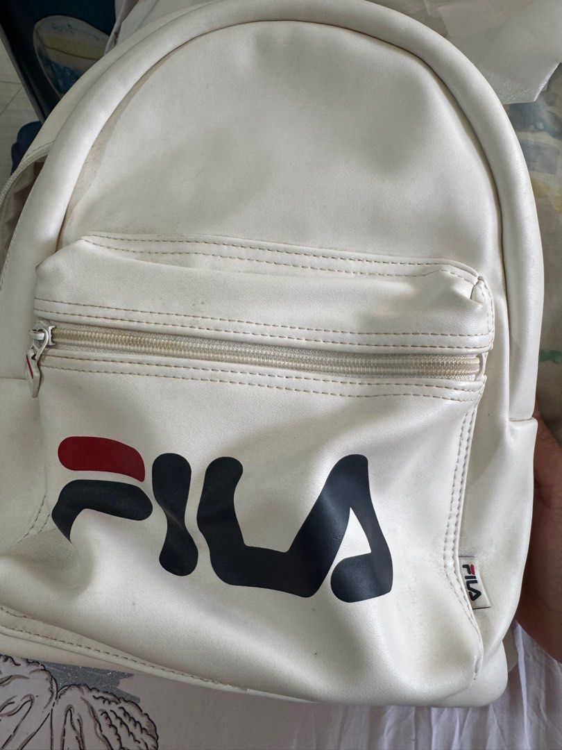 FILA (ORIGINAL) Backpack for SALE!!! (Category: Backpacks) located in Pasig City. Submitted by theDclutter (Listing ID 1385073175, Image 1). Description: Padala from abroad.
