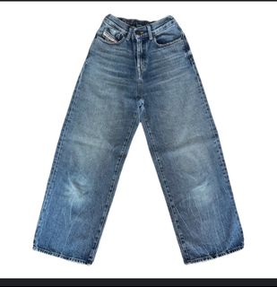 (Category: ) located in . Submitted by mie_me (Listing ID 1385173951, Image 1). Description: .