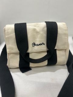 (Kategori: ) berada di . Dikirim oleh kata4kujuga4pa (ID iklan 1385235309, Gambar 1). Deskripsi: .