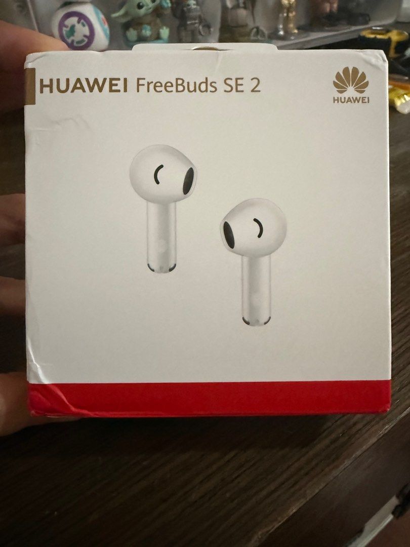 HUWAEI FREEBUDS SE 2 (Category: Headphones & Headsets) located in Quezon City. Submitted by benta_sulit (Listing ID 1385112453, Image 1). Description: 40-Hour Battery Life 3 Hours of Music Playback on a 10-Minute Charge · IP54 Dust- and. Splash-Resistance open box just to check .
