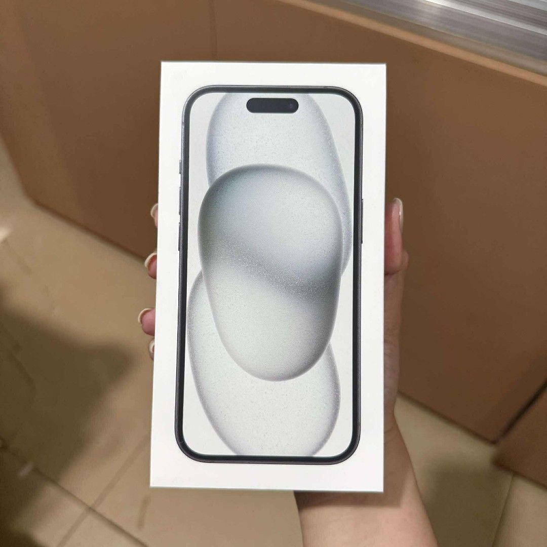 iPhone 15 128gb Black (Category: iPhone 15 Series) located in Manila. Submitted by camilleirlzd29 (Listing ID 1385171671, Image 1). Description: iPhone 15 128gb Black Brand new sealed NTC ₱34,000 only.