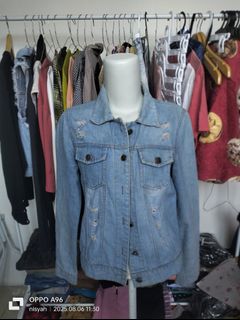 (Kategori: ) berada di . Dikirim oleh nisyahnurr09968 (ID iklan 1385105330, Gambar 1). Deskripsi: .