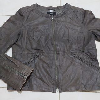 (Kategori: ) berada di . Dikirim oleh preloved_authentic8 (ID iklan 1385189677, Gambar 1). Deskripsi: .