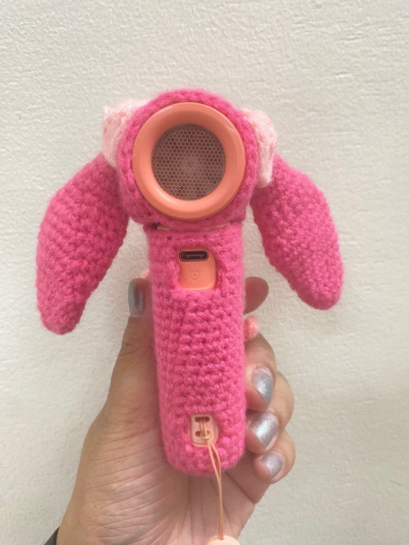 Jisulife mini fan crochet case (Category: Other Gadgets) located in Manila. Submitted by declutterqueen25 (Listing ID 1385077372, Image 3). Description: You can choose a design sa last photo or send a design po. Price range 350-400 po Can personalize your dream case .