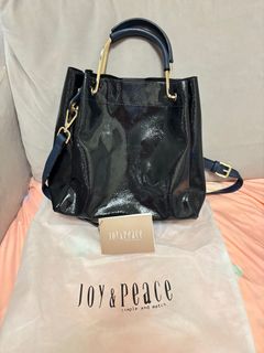 （分類：）位於 。 由 jesschatchat 提交（商品編號 1385211449，圖片 1）。簡介： 。