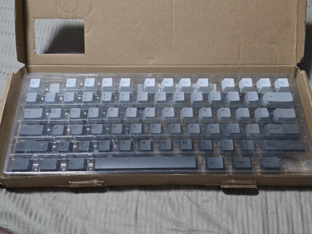 Keycaps Gradient Grey to White PBT Cherry Profile QC Location (Category: Computer Keyboard) located in Quezon City. Submitted by gabs_a (Listing ID 1385227240, Image 1). Description: For Sale: Mechanical Keyboard Keycaps Brand: Generic Model: Gradient Material: PBT Profile: Cherry Function: Keycaps Placement: Keyboard Comes With: Box Plastic Trays & Cover Missing Right Control & Left Arrow Price: 800.00 Location: Batasan Hills / South Triangle Qu