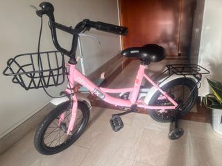(Category: ) located in . Submitted by lunawat82 (Listing ID 1385047082, Image 1). Description: .