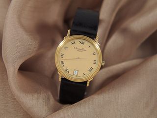 (Category: ) located in . Submitted by ladyluxe.watch (Listing ID 1385091057, Image 1). Description: .