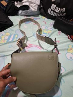 （分類：）位於 。 由 bagawilivi76126 提交（商品編號 1385203017，圖片 1）。簡介： 。