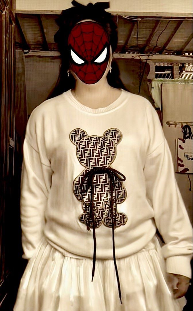 Long Sleeves White (Category: Longsleeves) located in Orani. Submitted by cathsclothing (Listing ID 1385056049, Image 1). Description: Size: Large to XL.