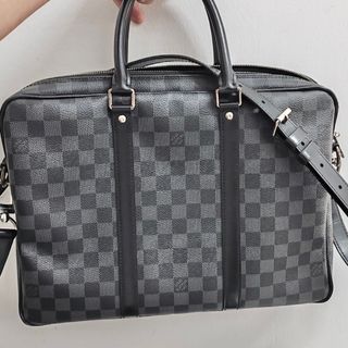 (Category: ) located in . Submitted by aston.sg (Listing ID 1385152490, Image 1). Description: .