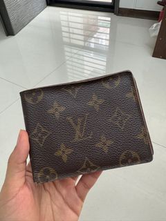 由 puffywardrobe (刊登 ID 1385053077，圖片 1) 提交，位於 的 (類別：)，說明：。