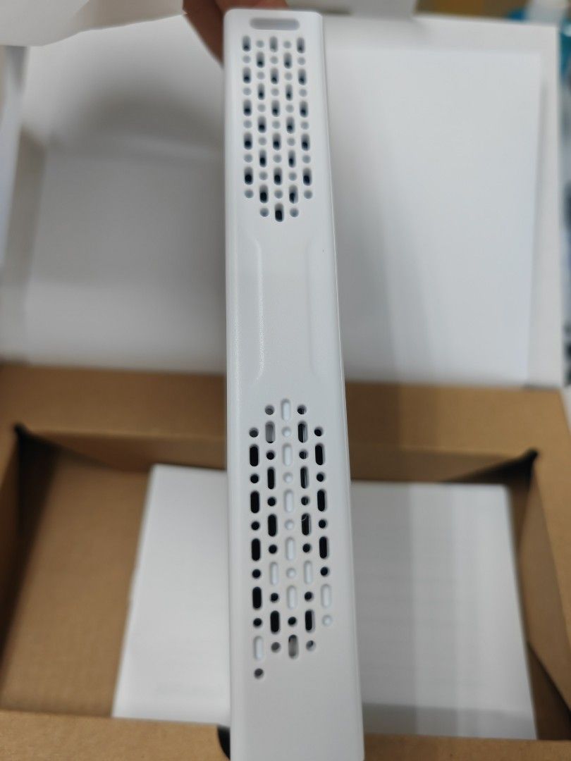 Maxis Router 5g Maxis 5G Router, Computers & Tech, Office & Business Technology on ...
