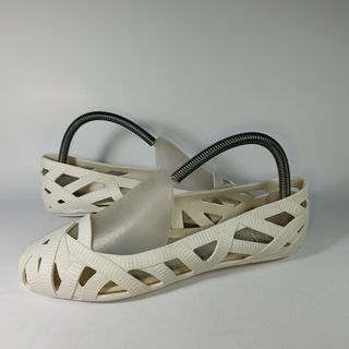 (Kategori: ) berada di . Dikirim oleh ganihendri93415 (ID iklan 1385093000, Gambar 1). Deskripsi: .