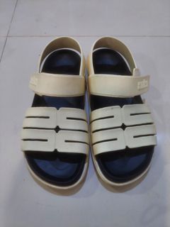 (Kategori: ) berada di . Dikirim oleh emma_madeline (ID iklan 1385196328, Gambar 1). Deskripsi: .