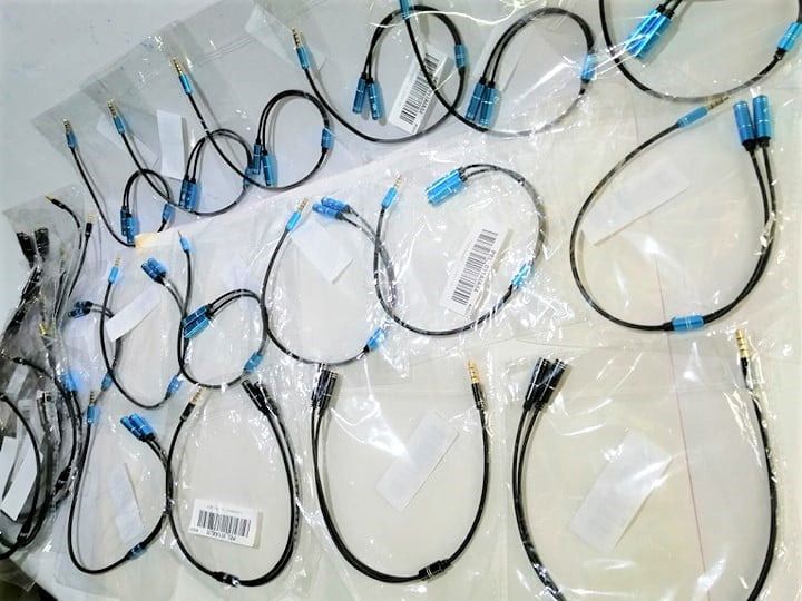 Mic and Audio 3.5mm Cable Headphone Connector (Category: Other Audio Equipment) located in Mandaluyong City. Submitted by guitarpartsmerchandise (Listing ID 1385052549, Image 3). Description: For Sale: Mic and Audio 3.5mm Cable Headphone Connector Price: ₱50.ºº Portable Headset Adapter Splitter 3.5mm Jack Cable with Separate Mic and Audio Headphone Connector. HURRY!!! ORDER NOW WHILE SUPPLIES LAST! Description: * Condition: Brand New & high quali