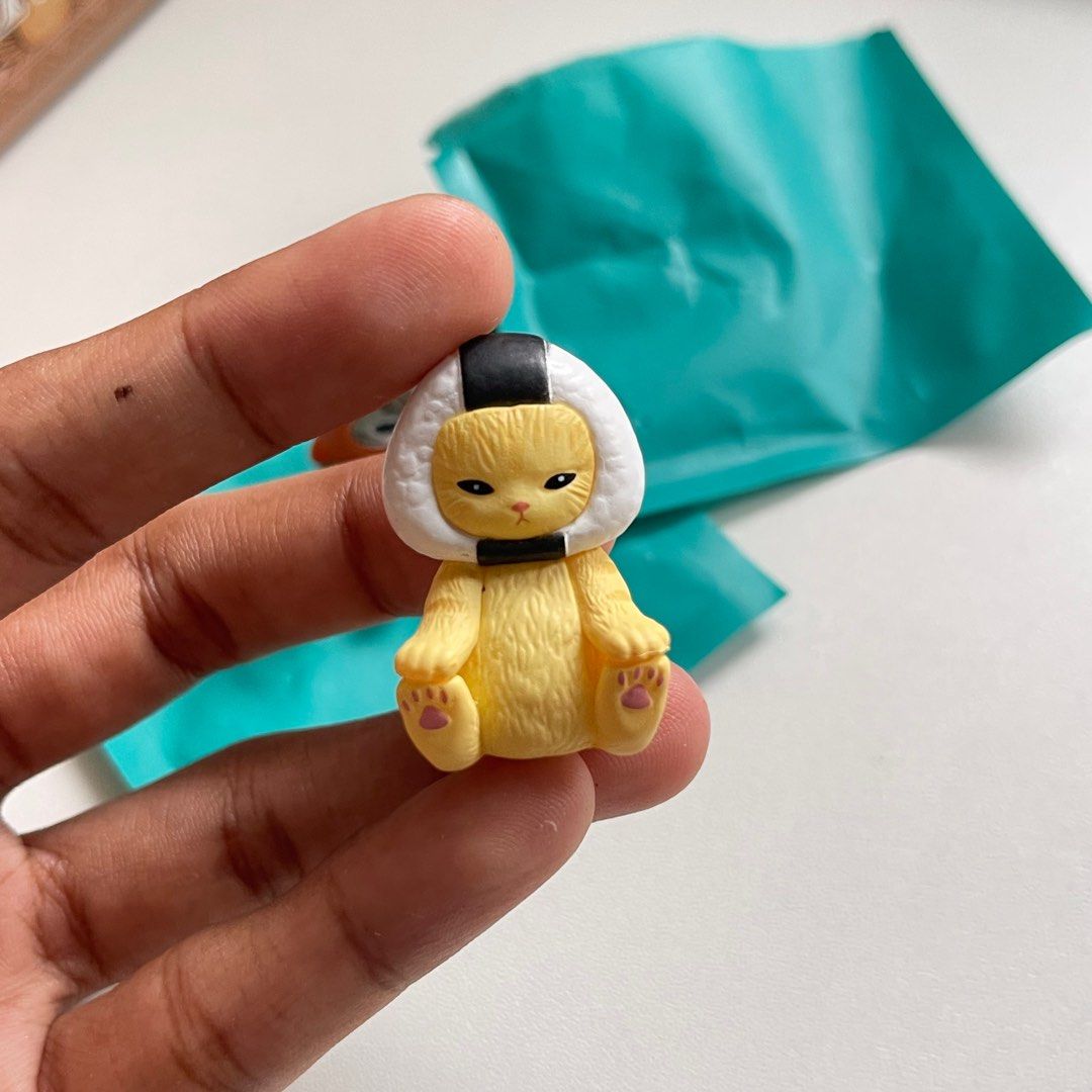 MOFUSAND (Category: Designer & Blind Box Toys) located in Kuala Lumpur. Submitted by qticaaa (Listing ID 1385123797, Image 3). Description: ✅ ORIGINAL MOFUSAND ✅ PICKUP AT PANDAN INDAH ✅ POSTAGE RM5.9 ✅ MEET AT AEON MALURI ✅ RM10 each, BOTH RM20.
