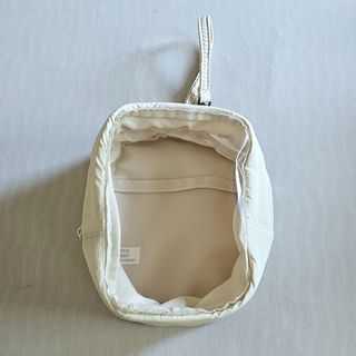 由 fes93833 (刊登 ID 1385116000，圖片 1) 提交，位於 的 (類別：)，說明：。