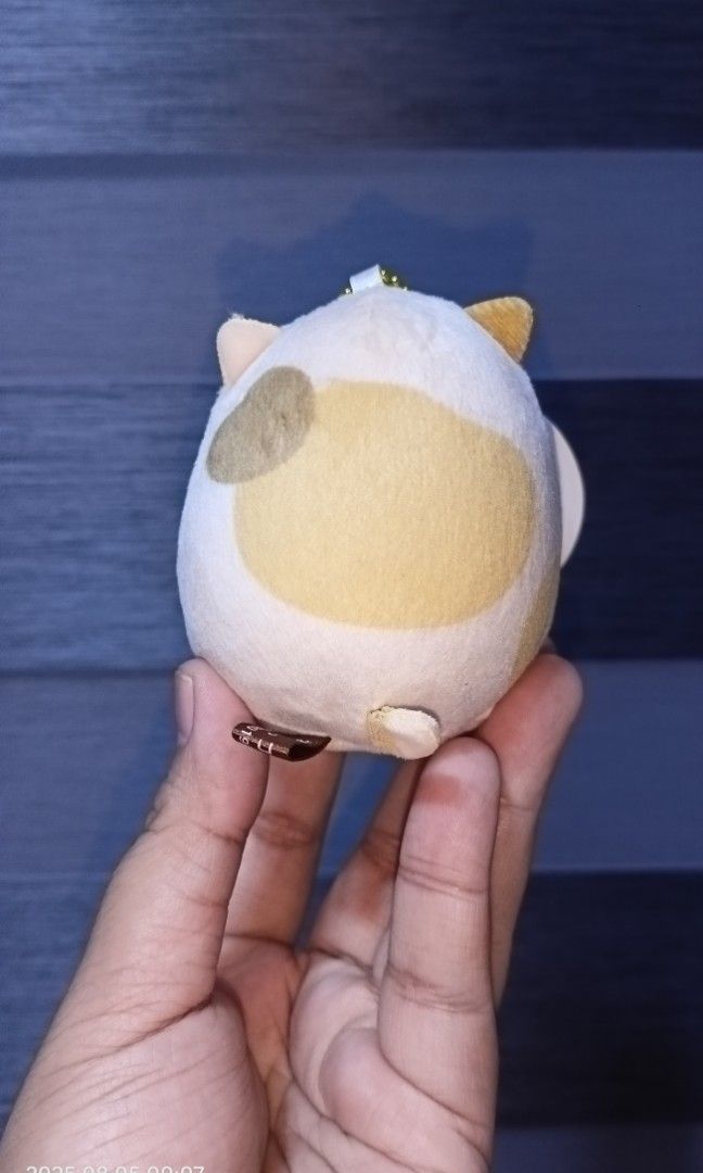Neko Sumikkogurashi Charm (Category: Plushies & Soft Toys) located in Bacoor. Submitted by raket_projects (Listing ID 1385145367, Image 3). Description: P200 only Neko Sumikkogurashi Charm - kakaiba ung plushie nya 🩷 As is Wyswyg 🩷 Clean and Fresh 🫧 🩷 With clear etiketa.