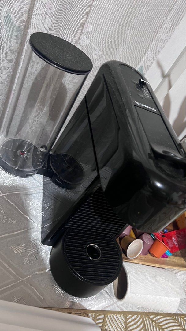 Nespresso coffee maker (Category: Other Kitchen Appliances) located in Cavite. Submitted by pumpkin_potato (Listing ID 1385049283, Image 2). Description: .