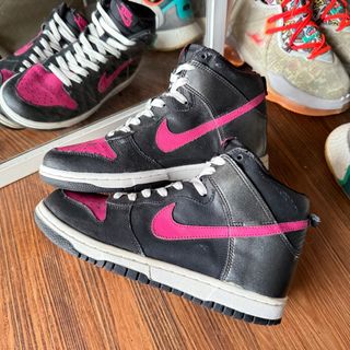 (Kategori: ) berada di . Dikirim oleh sneakerssecondmarket (ID iklan 1385230420, Gambar 1). Deskripsi: .