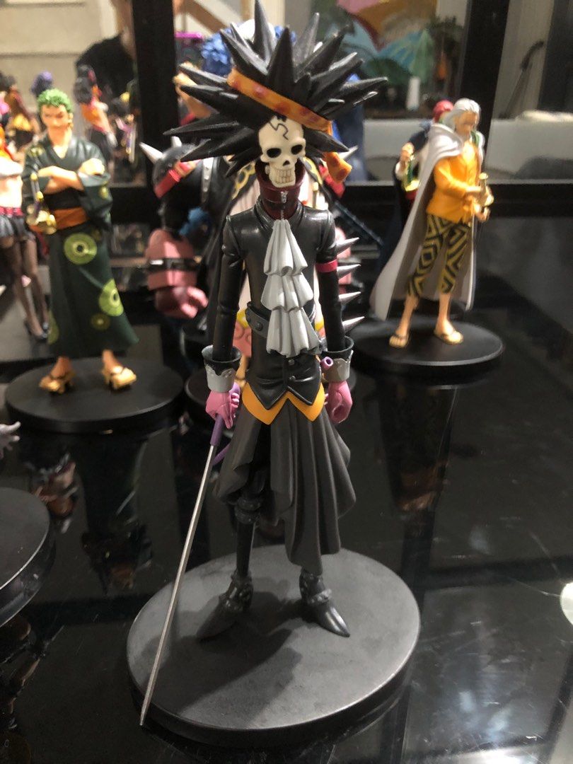 One Piece Red Brook Figure by bandai spirits (Category: Figurines & Statues) located in Quezon City. Submitted by markgolveo (Listing ID 1385128709, Image 2). Description: One Piece Red Brook Figure by bandai spirits.