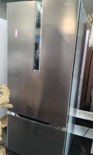(Category: ) located in . Submitted by ahmomosale (Listing ID 1383127098, Image 1). Description: .