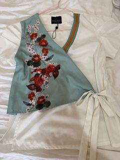 (Category: ) located in . Submitted by declutterwithjoy (Listing ID 1385156739, Image 1). Description: .