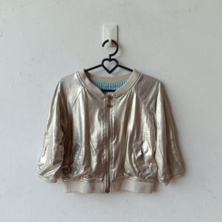 (Kategori: ) berada di . Dikirim oleh bydeyonlystore (ID iklan 1385126319, Gambar 1). Deskripsi: .