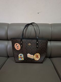 (Kategori: ) berada di . Dikirim oleh jshop_preloved (ID iklan 1385054196, Gambar 1). Deskripsi: .