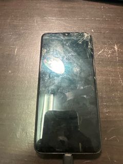 由 second_hand_smartphone (刊登 ID 1385147238，圖片 1) 提交，位於 的 (類別：)，說明：。