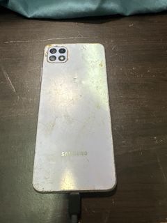 由 second_hand_smartphone (刊登 ID 1385142647，圖片 1) 提交，位於 的 (類別：)，說明：。