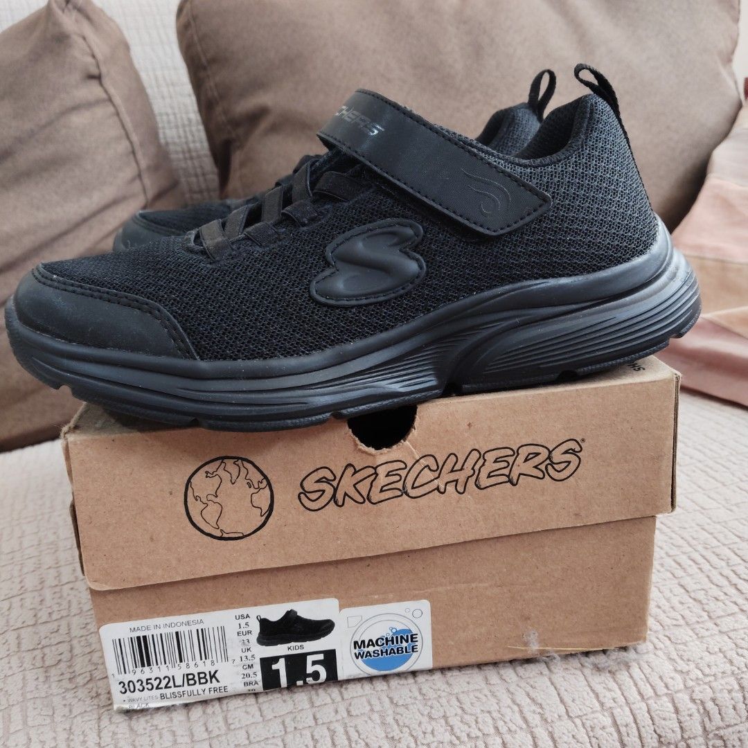 Skechers for kids (Category: Babies & Kids Fashion) located in Paranaque City. Submitted by fourMs (Listing ID 1385050175, Image 1). Description: Brandnew Skechers for kids.