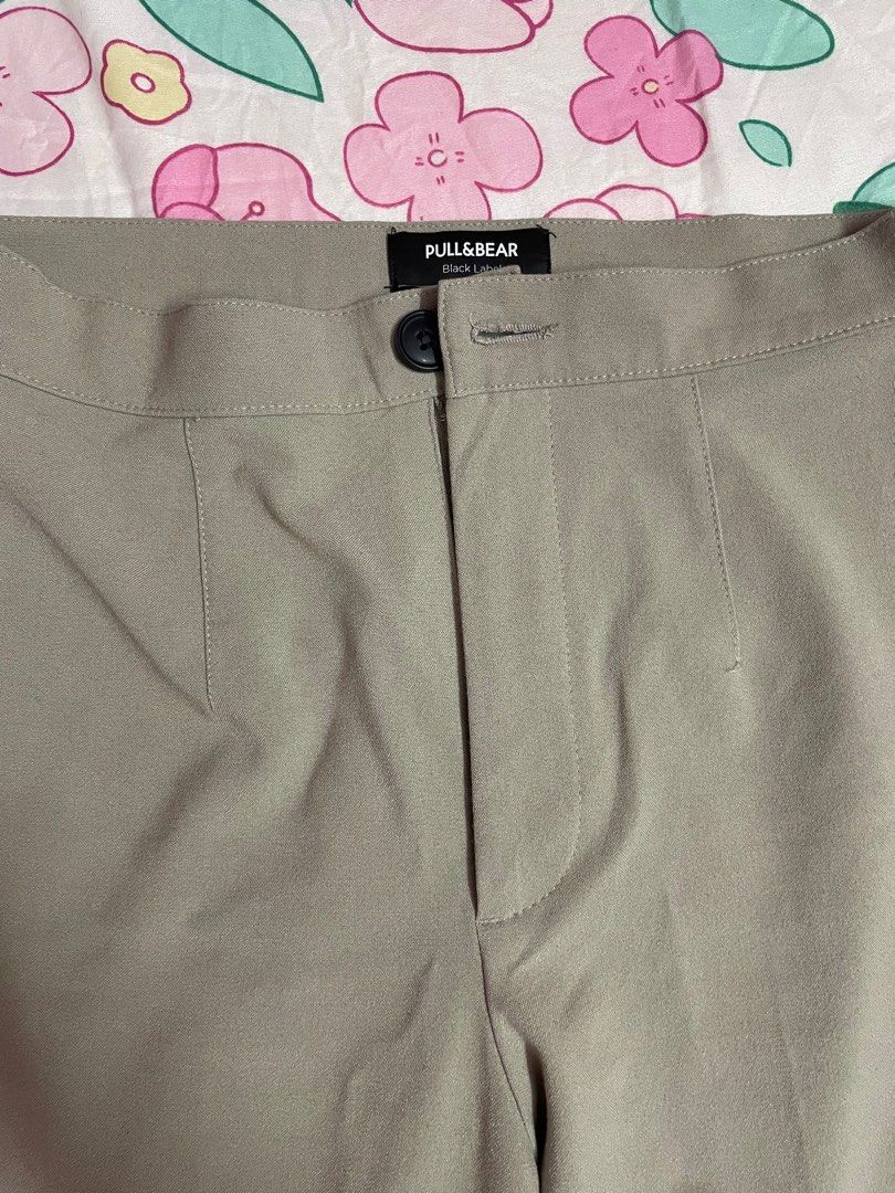 Pull & bear free post (Category: Other Bottoms) located in Kuala Lumpur. Submitted by mssld (Listing ID 1385053173, Image 3). Description: Free pistage.