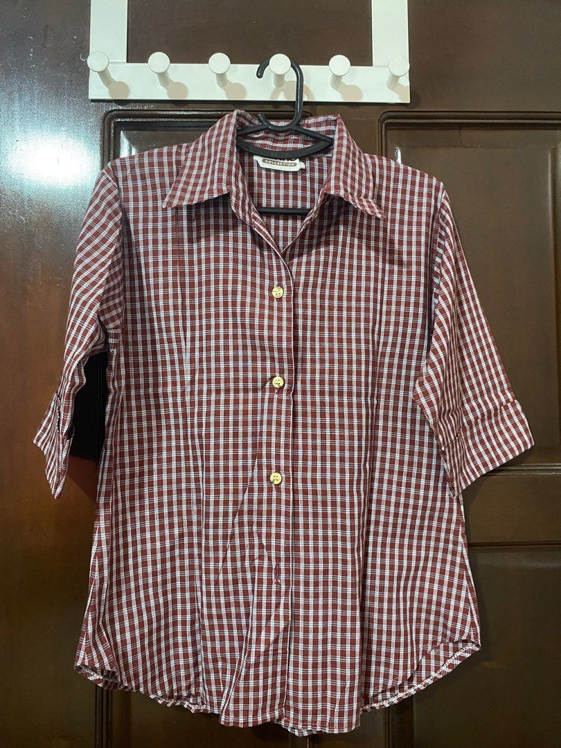 Small Polo for Women Branded (Category: Longsleeves) located in Quezon City. Submitted by kdyyyyy (Listing ID 1385219323, Image 1). Description: Take all 400 MOD:Gcash Declutter.