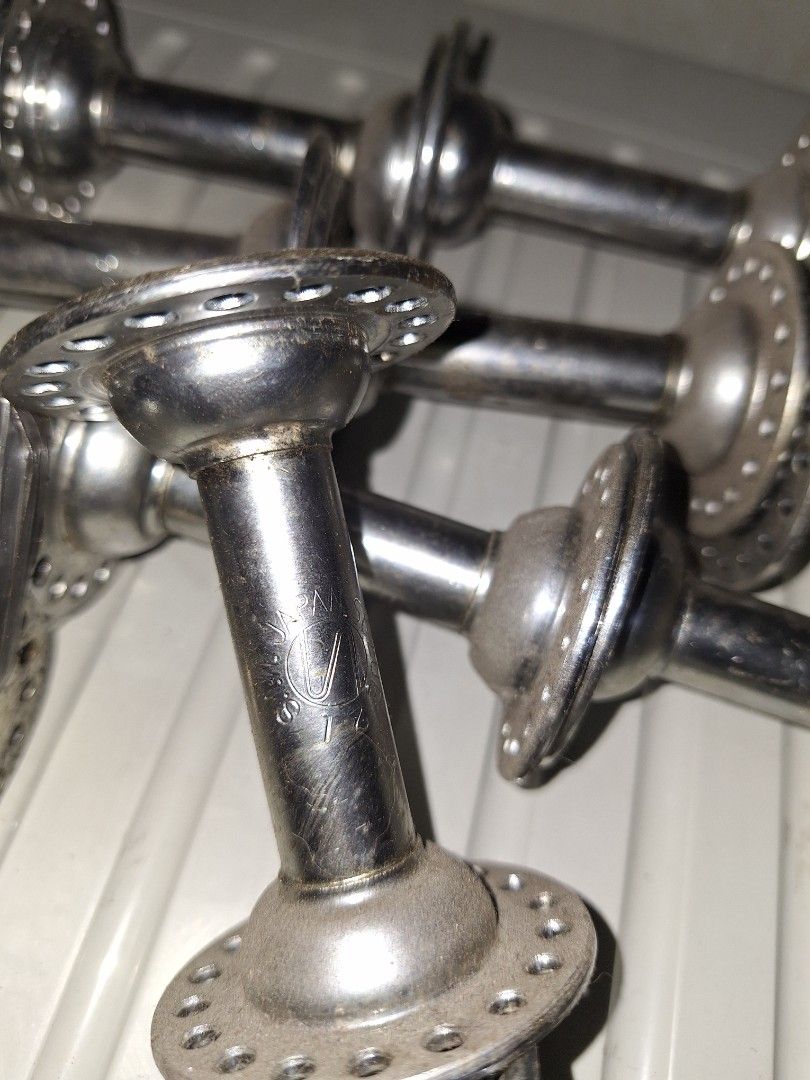 Solid JAPAN Hub Steel for bicycle (Body only) (Category: Other Motorcycles Parts and Accessories) located in Quezon City. Submitted by goodvaluefinds (Listing ID 1385048426, Image 3). Description: Solid JAPAN Steel Hubs (without axle) Super cheap sell! Can be re-used. More than 20 pcs available! Note: Brand is NOT sinski - chose it only because carousell required to choose a brand..