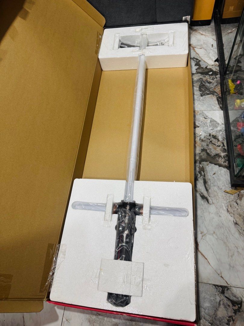 Starwars Kylo-Ren LightSaber 1:1 Scale (Category: Western Merchandise) located in Pasay City. Submitted by superman_991 (Listing ID 1385229513, Image 3). Description: Starwars Kylo-Ren LightSaber by:Hasbro Life Size 1:1 Scale Bib: in Very Good Condition Working light ✔️ Working Sound effects ✔️ slight yellowish sa other side ng Dulo ng saber Pero in the other Side all good di kita oag nakatalikod at pag open lights d mo iindahin. Php 8999 Only Lo