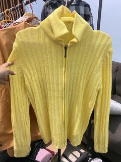 (Kategori: ) berada di . Dikirim oleh lemari.dn (ID iklan 1385221961, Gambar 1). Deskripsi: .