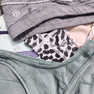 (Kategori: ) berada di . Dikirim oleh nowomennostyle (ID iklan 1385220317, Gambar 1). Deskripsi: .
