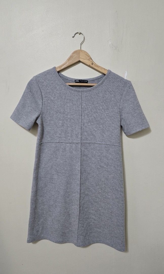 Zara Grey Dress (Category: Dresses) located in Malolos. Submitted by ciantin (Listing ID 1385085827, Image 1). Description: Size S.